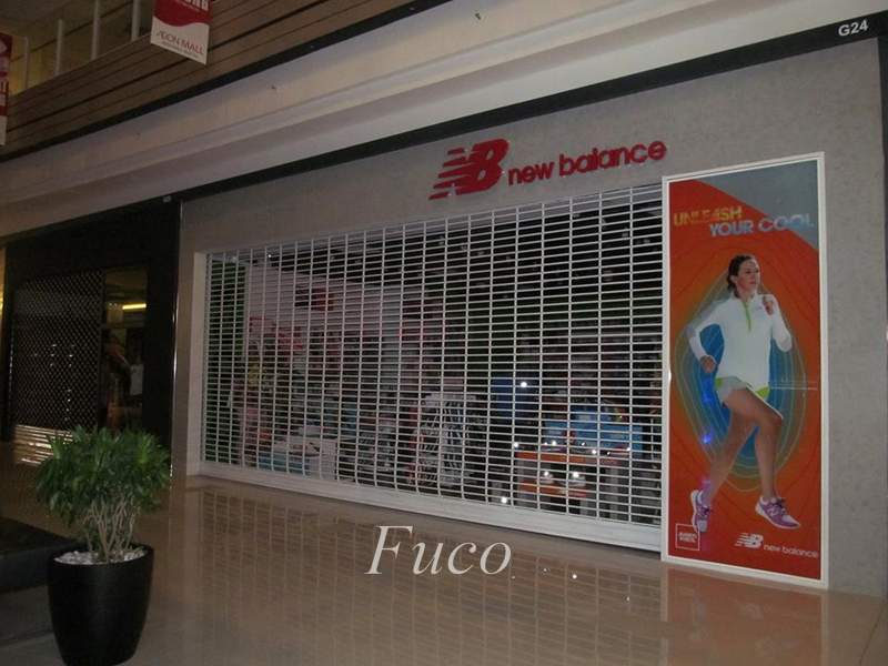 Cửa cuốn Song ngang INOX 304 Công ty Fuco là doanh nghiệp chuyên sản xuất và lắp đặt cửa kéo Đài Loan, cửa cuốn, cửa lõi thép uPVC, nhôm kính, cửa gỗ