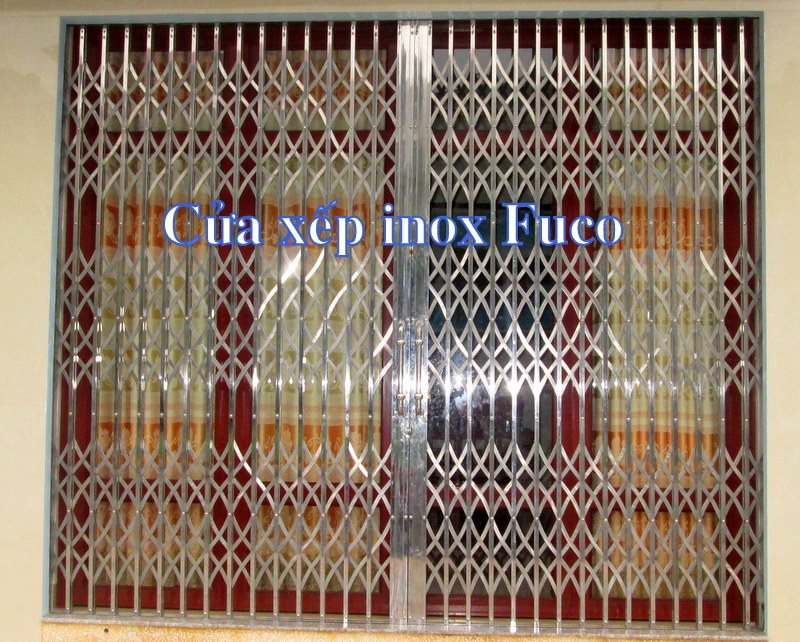 Cửa xếp INOX Hà Nội được sản xuất bởi công ty Fuco. Thi công và lắp đặt tại Hà Nội, cung cấp cho các Đại lý bán hàng