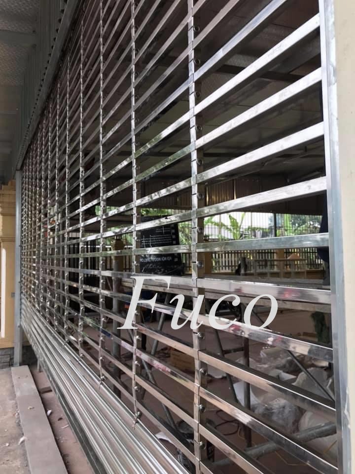 Công ty Cổ phần Fuco Hà Nội là doanh nghiệp chuyên sản xuất, kinh doanh và lắp đặt cửa xếp Đài Loan, cửa cuốn, cửa nhựa lõi, Cửa cuốn Song Ngang